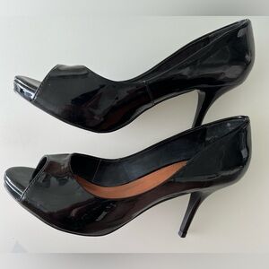 Peep toe Black high heels Norah Made in Brazil US8B BRA 37 scarpin